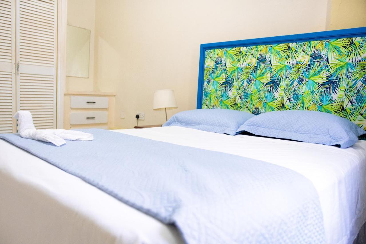 Tropical Breeze Vacation Home And Apartments Гроз-Иле Экстерьер фото